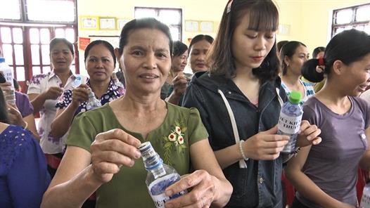 Phụ nữ Vĩnh Lâm phát động thực hành tiết kiệm xây dựng mái ấm tình thương